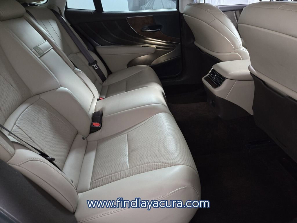 Used 2018 Lexus LS 500 AWD w/ Accessory Package (Z2) image 19