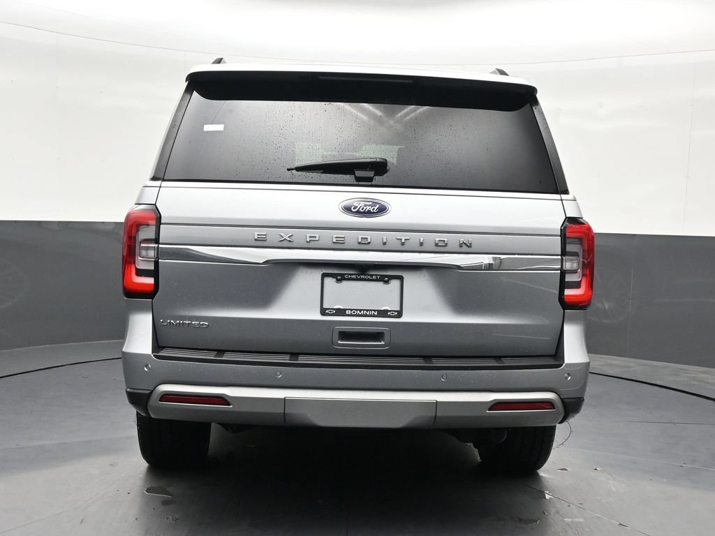 Used 2023 Ford Expedition Limited AWD/4WD image 4