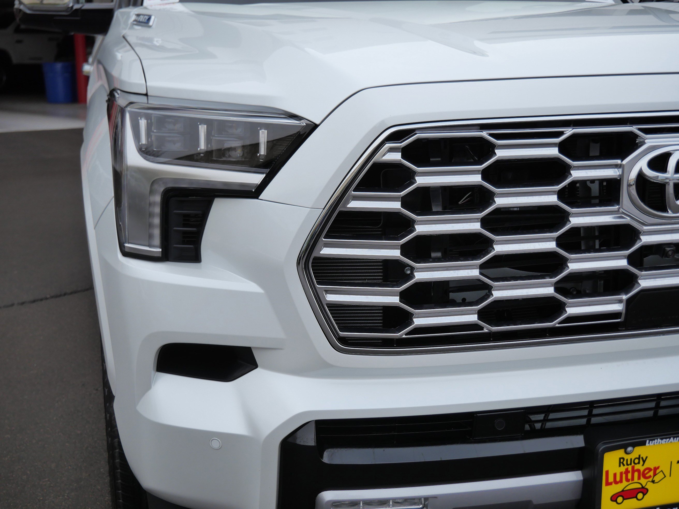 Certified 2025 Toyota Sequoia Capstone image 17