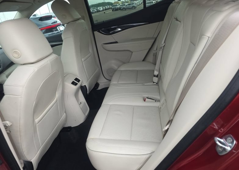 Used 2023 Buick Envision Essence AWD/4WD image 18