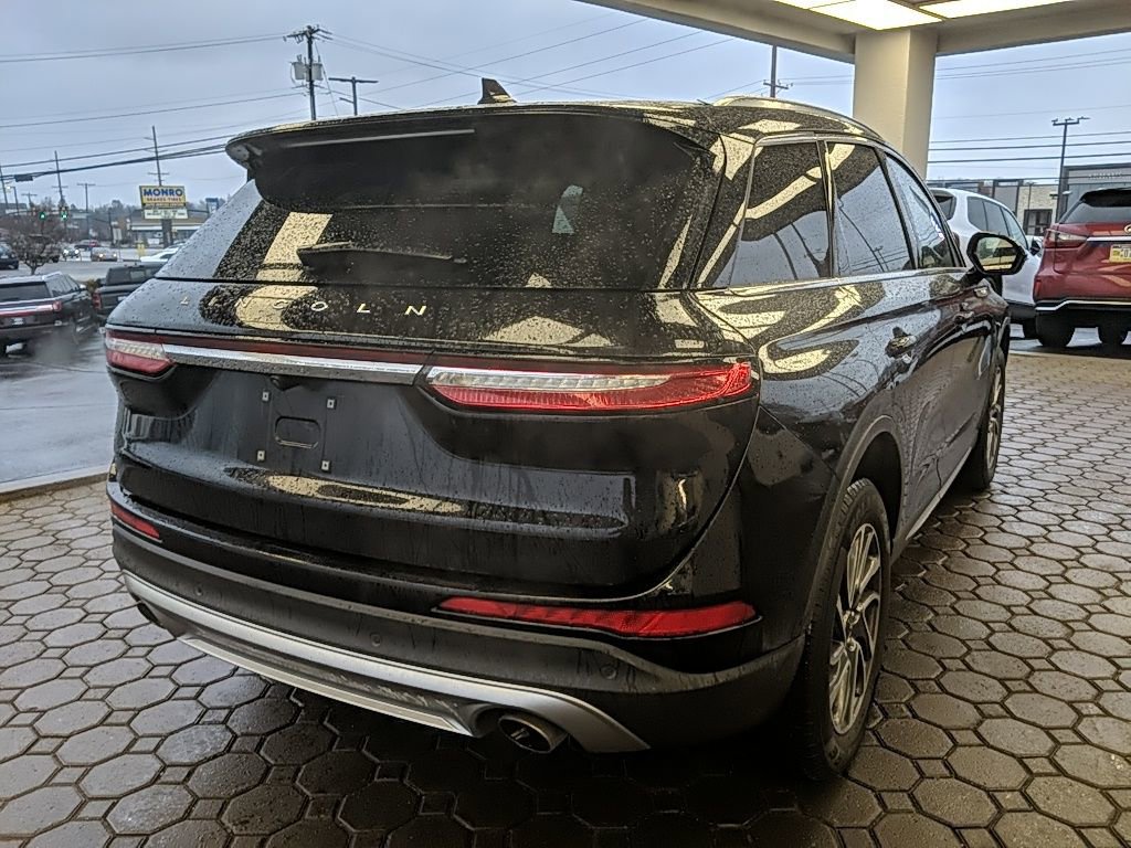 Certified 2022 Lincoln Corsair AWD w/ Equipment Group 101A image 5