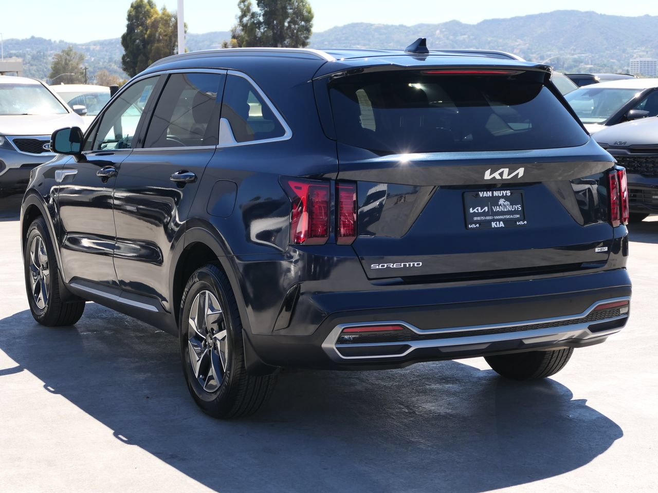 Used 2023 Kia Sorento EX FWD image 6