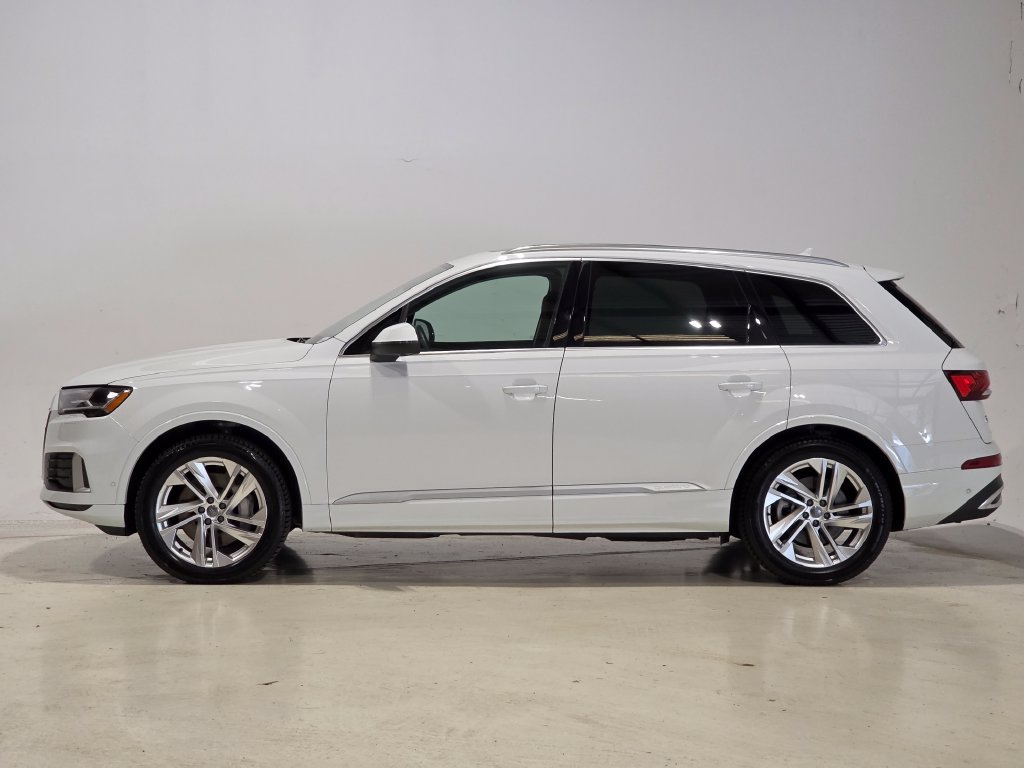 Used 2020 Audi Q7 2.0T Premium Plus w/ Premium Plus Package AWD/4WD image 3