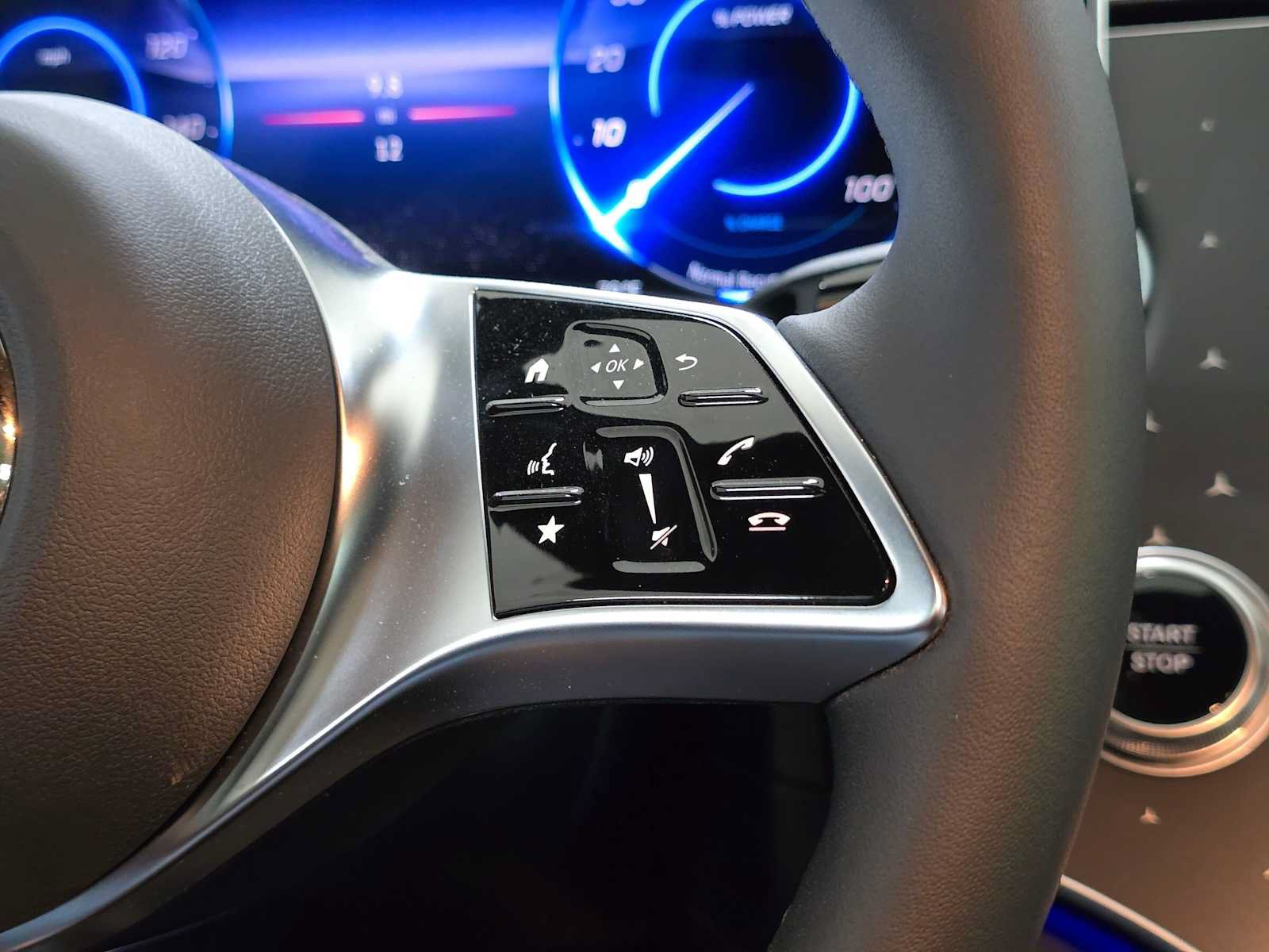 New 2026 Mercedes-Benz EQE 320 4MATIC Sedan image 28