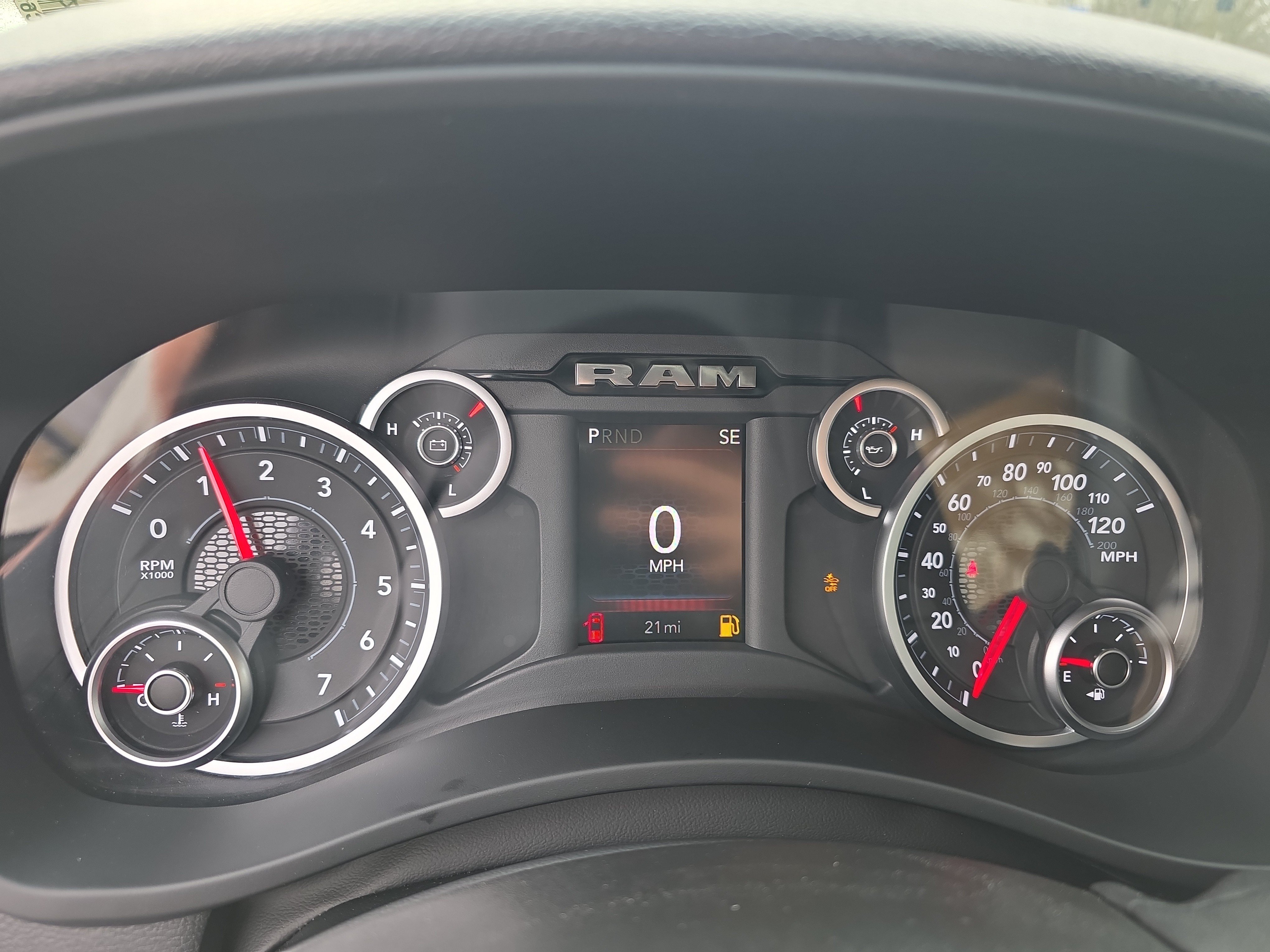 New 2026 RAM 2500 Tradesman AWD/4WD image 11