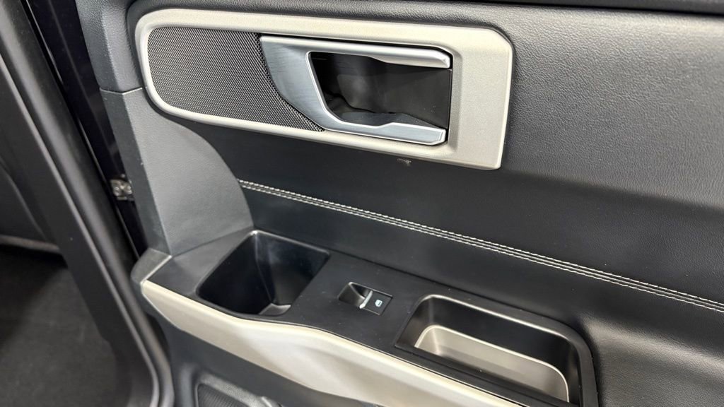 Used 2023 Ford Explorer XLT w/ Equipment Group 202A image 26