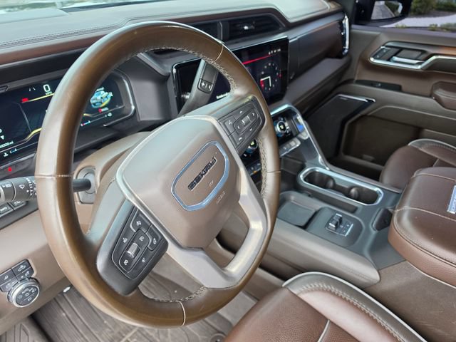 Used 2024 GMC Sierra 2500 Denali w/ Denali Reserve Package AWD/4WD image 18