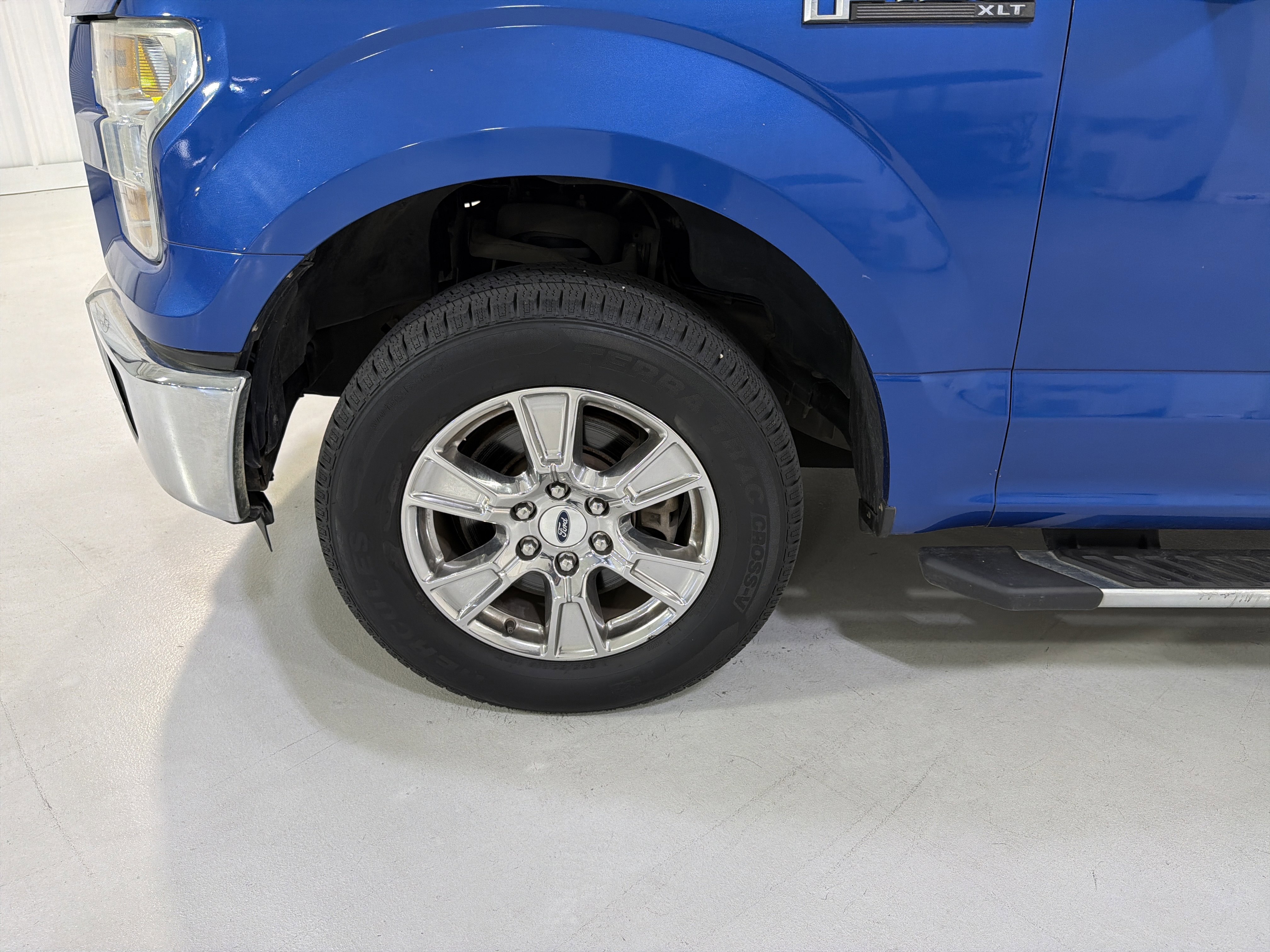 Used 2015 Ford F150 XLT w/ Equipment Group 302A Luxury image 9