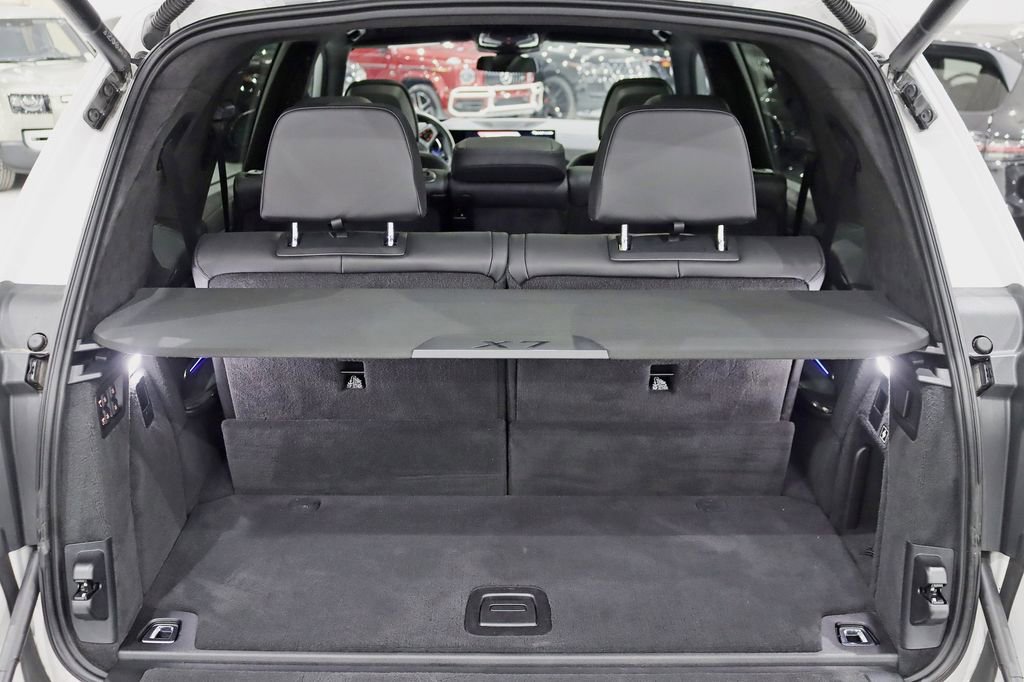 Used 2023 BMW X7 xDrive40i w/ M Sport Package image 39
