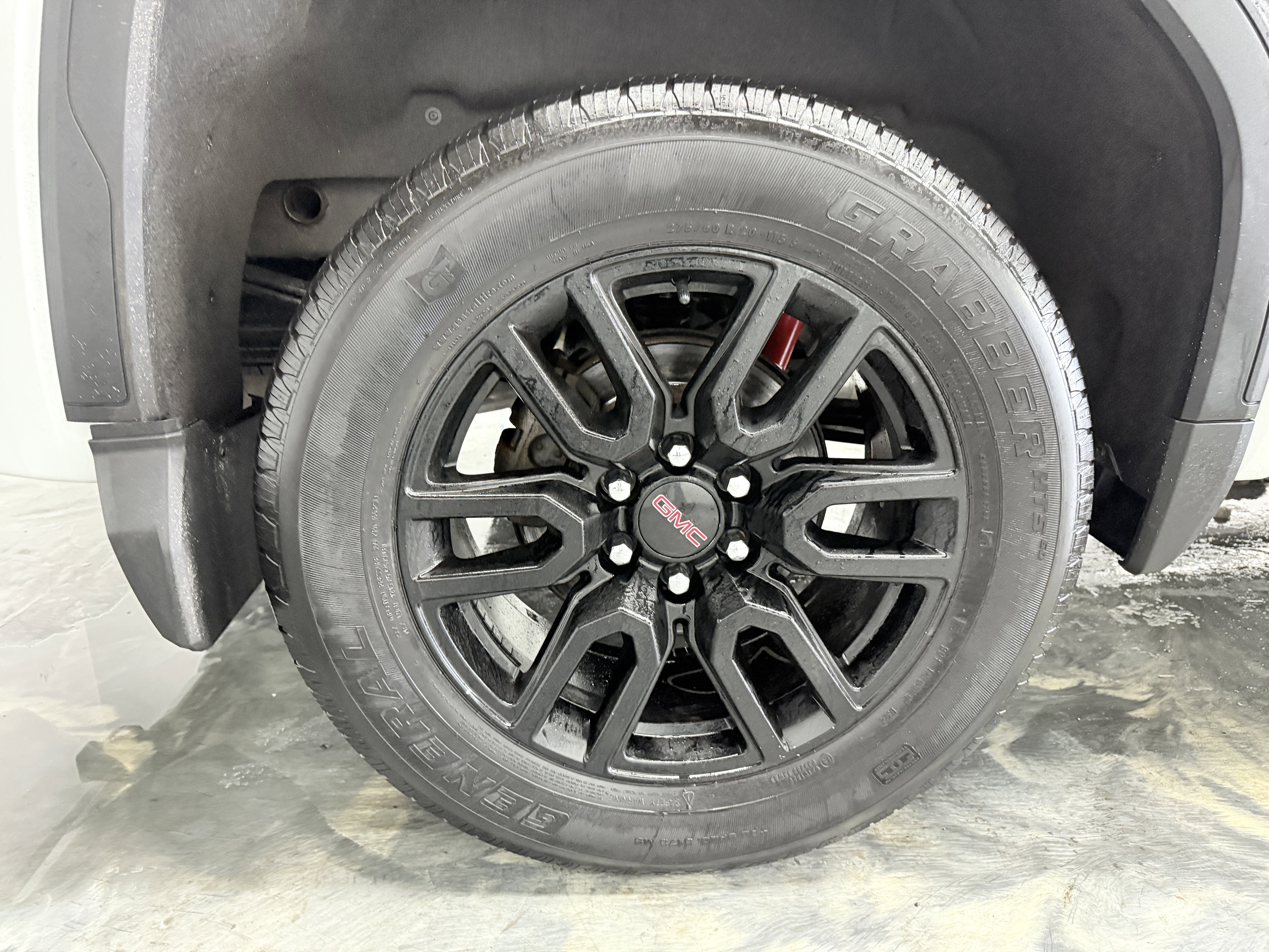 Used 2020 GMC Sierra 1500 Elevation image 28