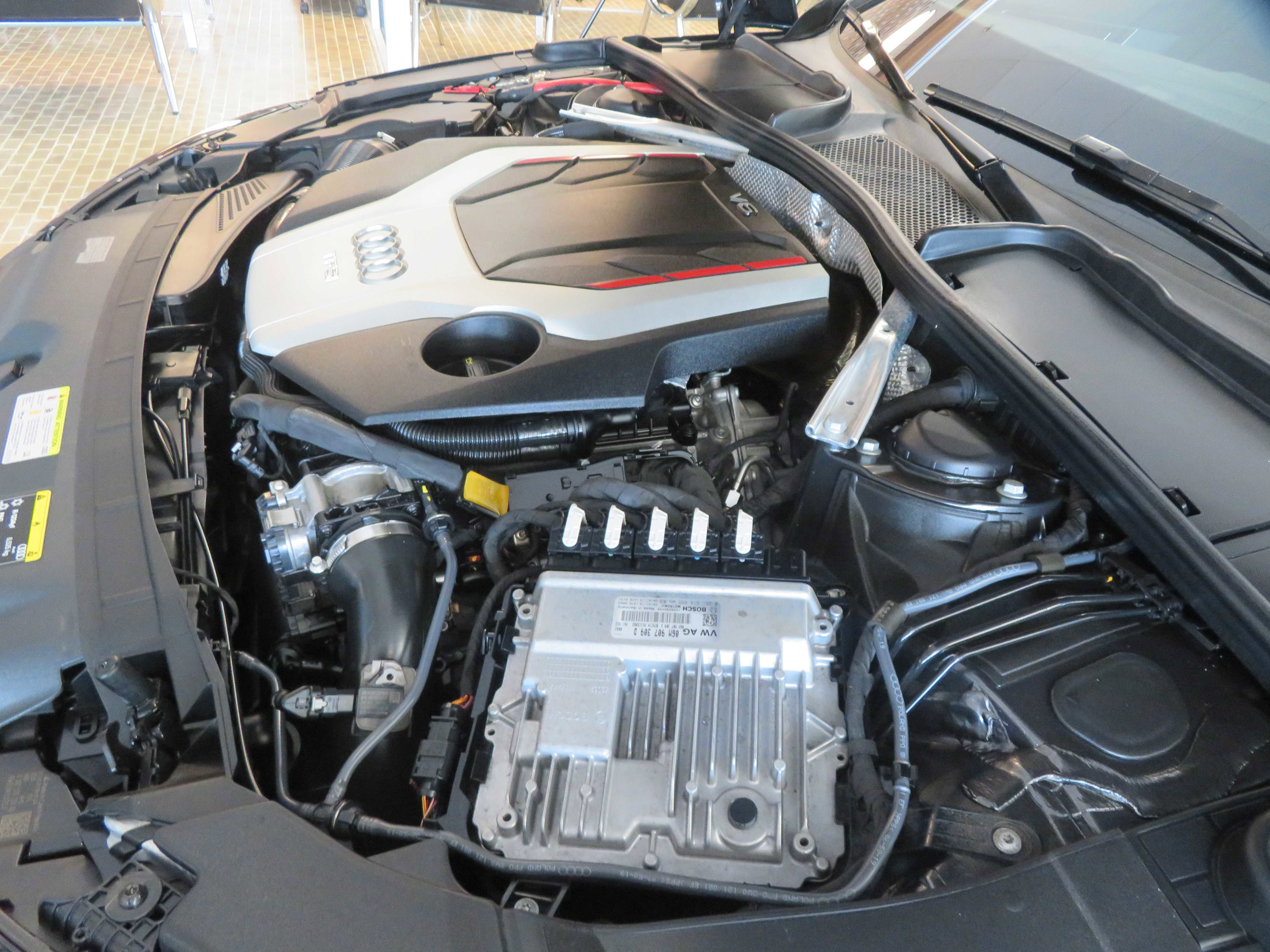 Used 2020 Audi S4 Premium w/ Convenience Package image 58