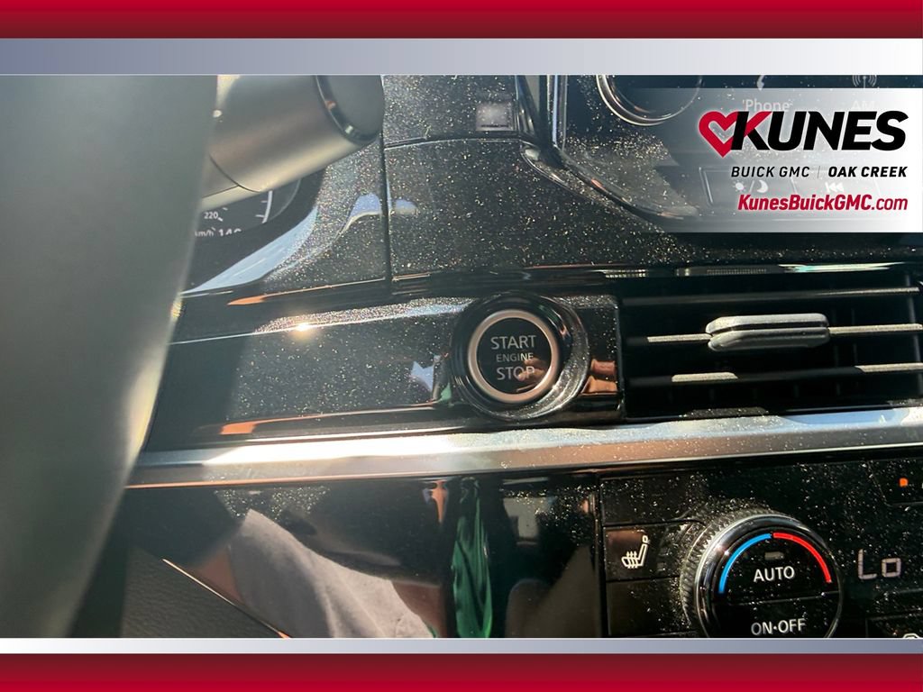 Used 2024 Nissan Pathfinder SL w/ SL Premium Package AWD/4WD image 30
