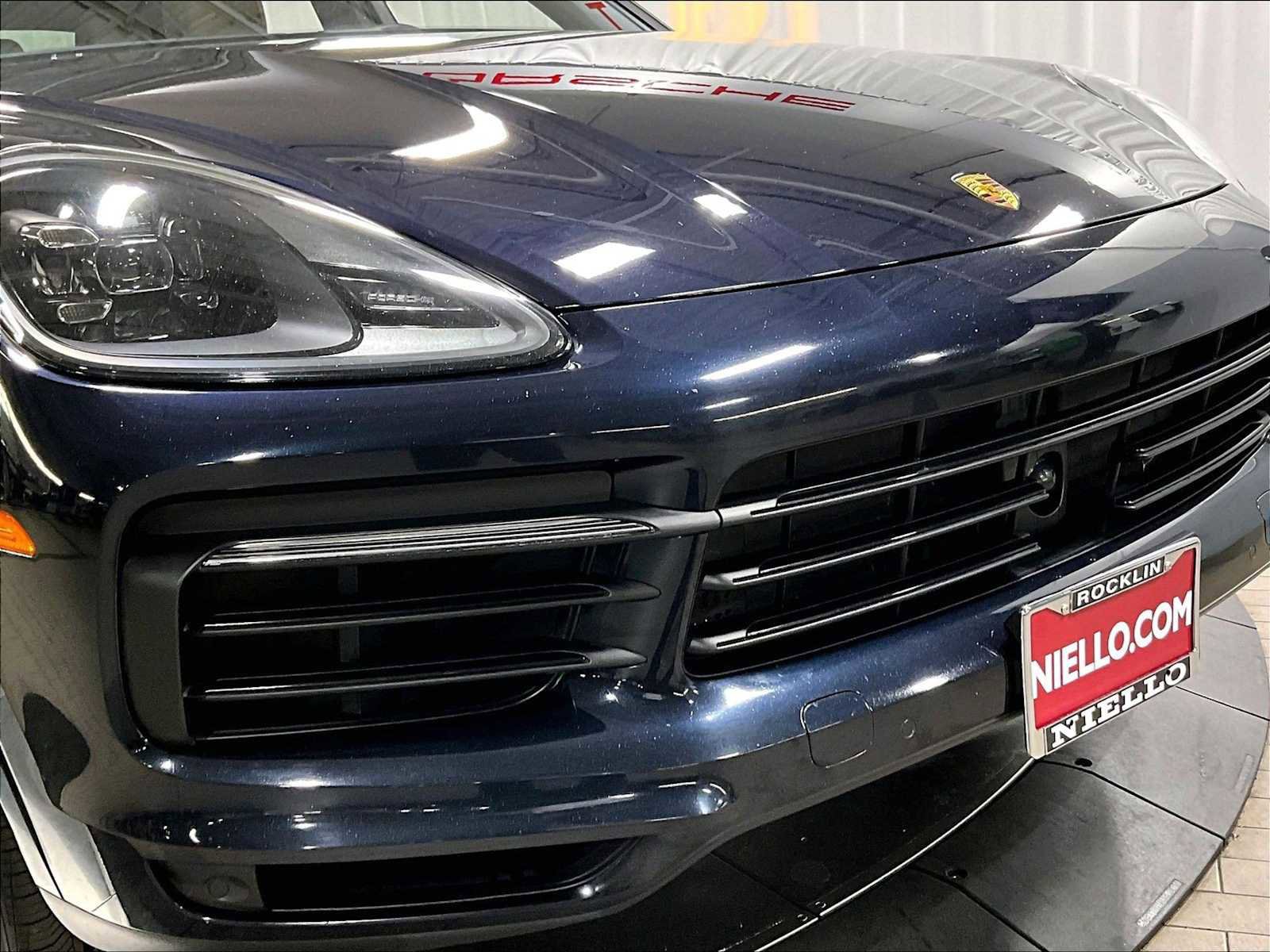 Used 2023 Porsche Cayenne image 33