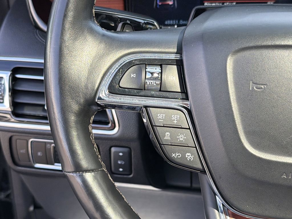 Used 2024 Lincoln Navigator Reserve image 34