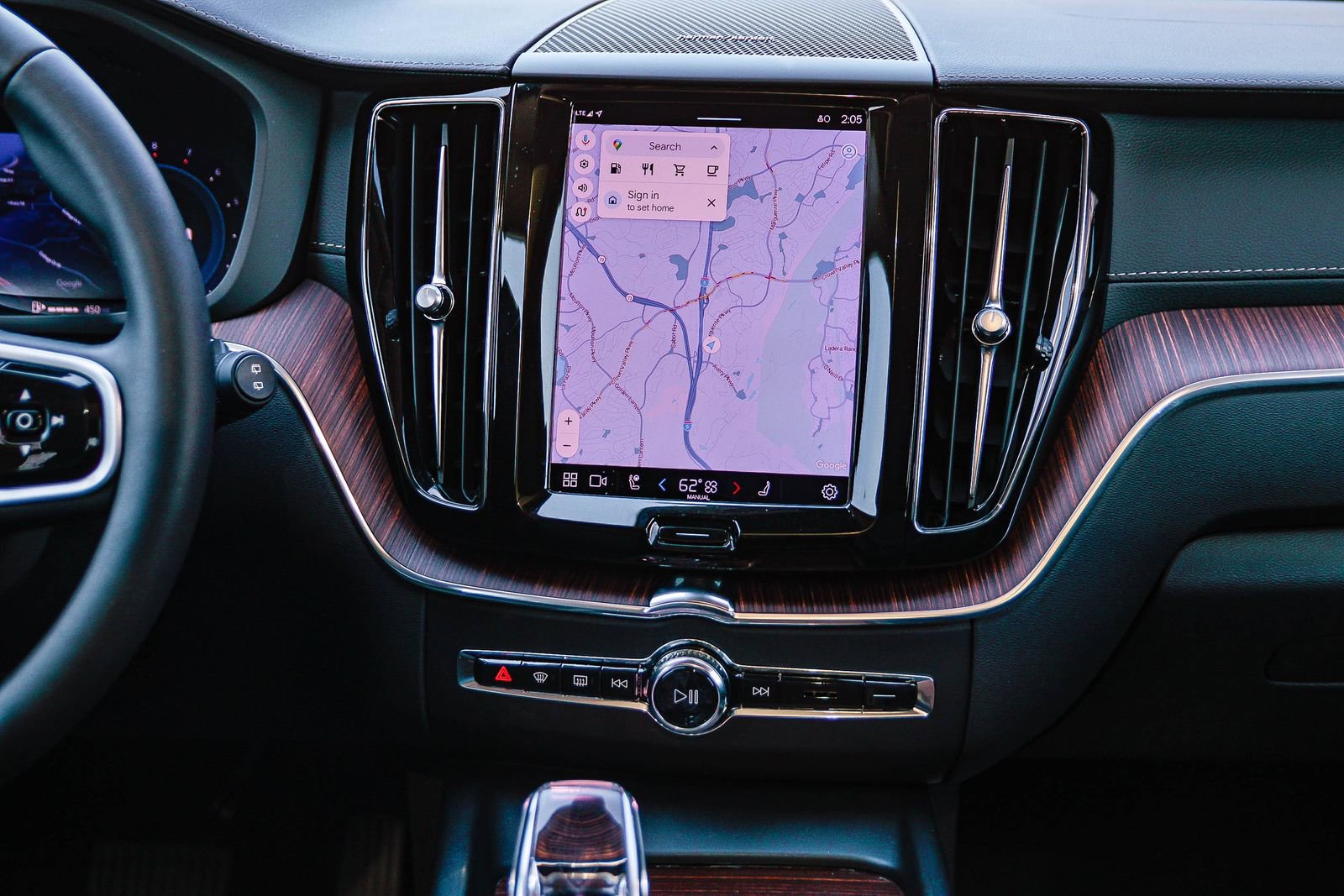 Used 2023 Volvo XC60 B5 Ultimate w/ Climate Package image 15