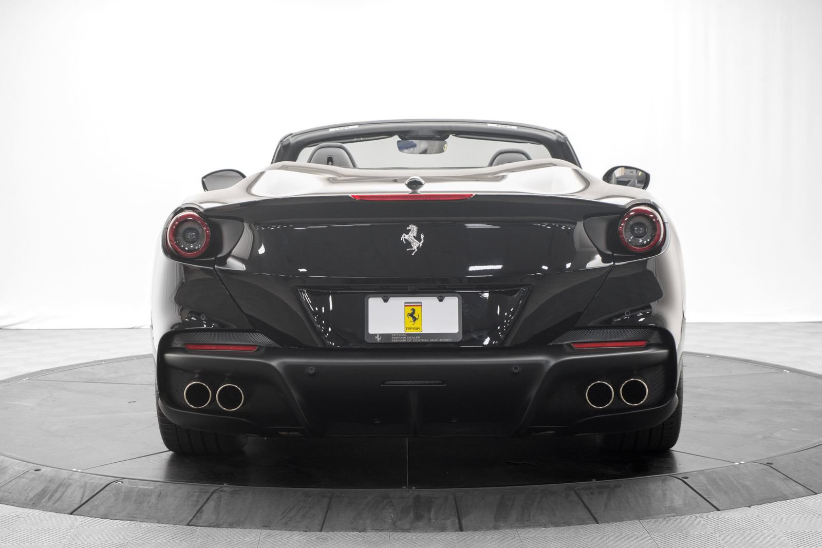 Used 2023 Ferrari Portofino M RWD image 6