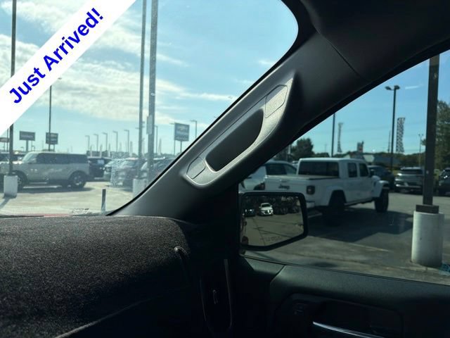 Used 2022 Chevrolet Silverado 1500 RST w/ LPO, Blackout Package AWD/4WD image 38