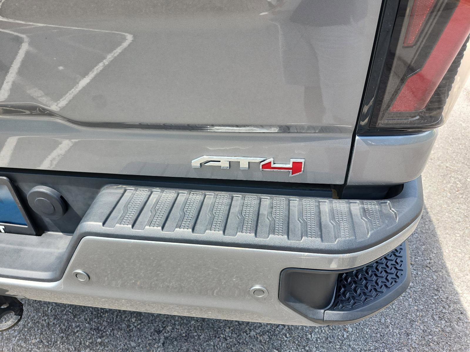 Certified 2025 GMC Sierra 2500 AT4 w/ AT4 Premium Plus Package AWD/4WD image 5