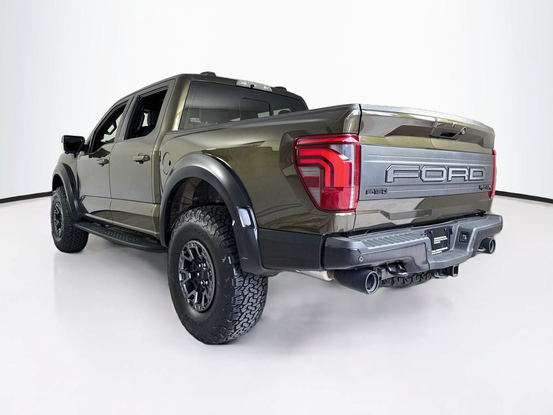 Used 2025 Ford F150 Raptor w/ Equipment Group 803A Raptor R AWD/4WD image 5