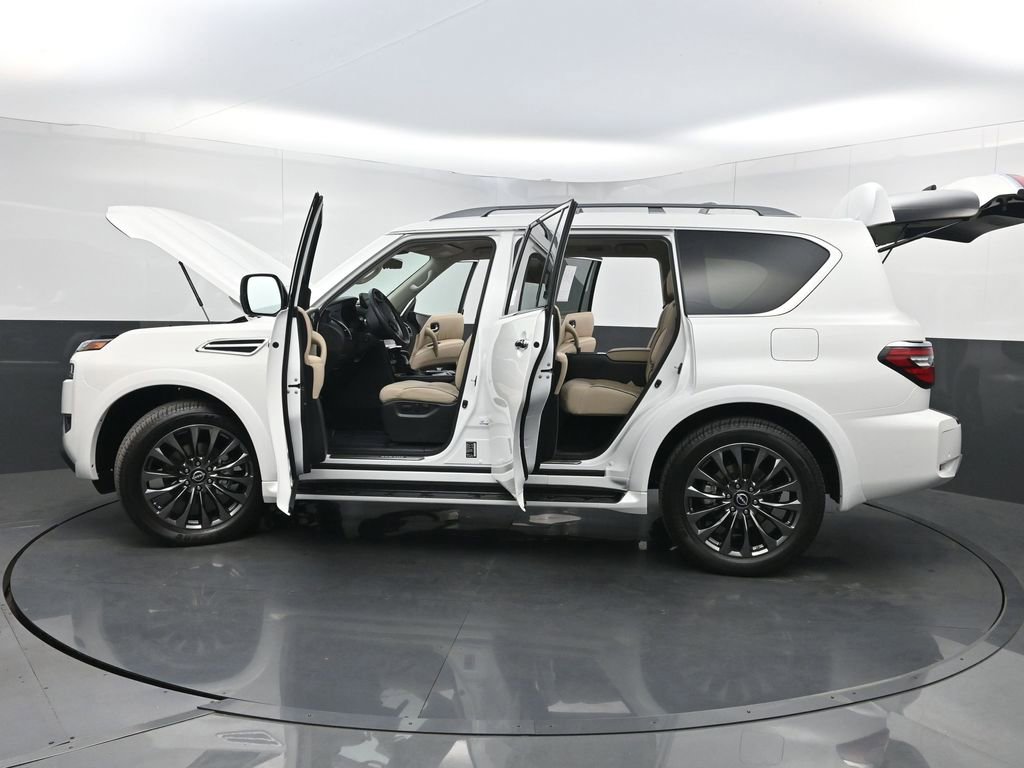 Used 2024 Nissan Armada Platinum w/ Captain's Chairs Package image 41