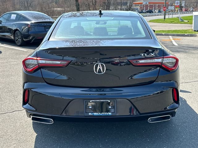 Used 2023 Acura TLX w/ Technology Package image 3