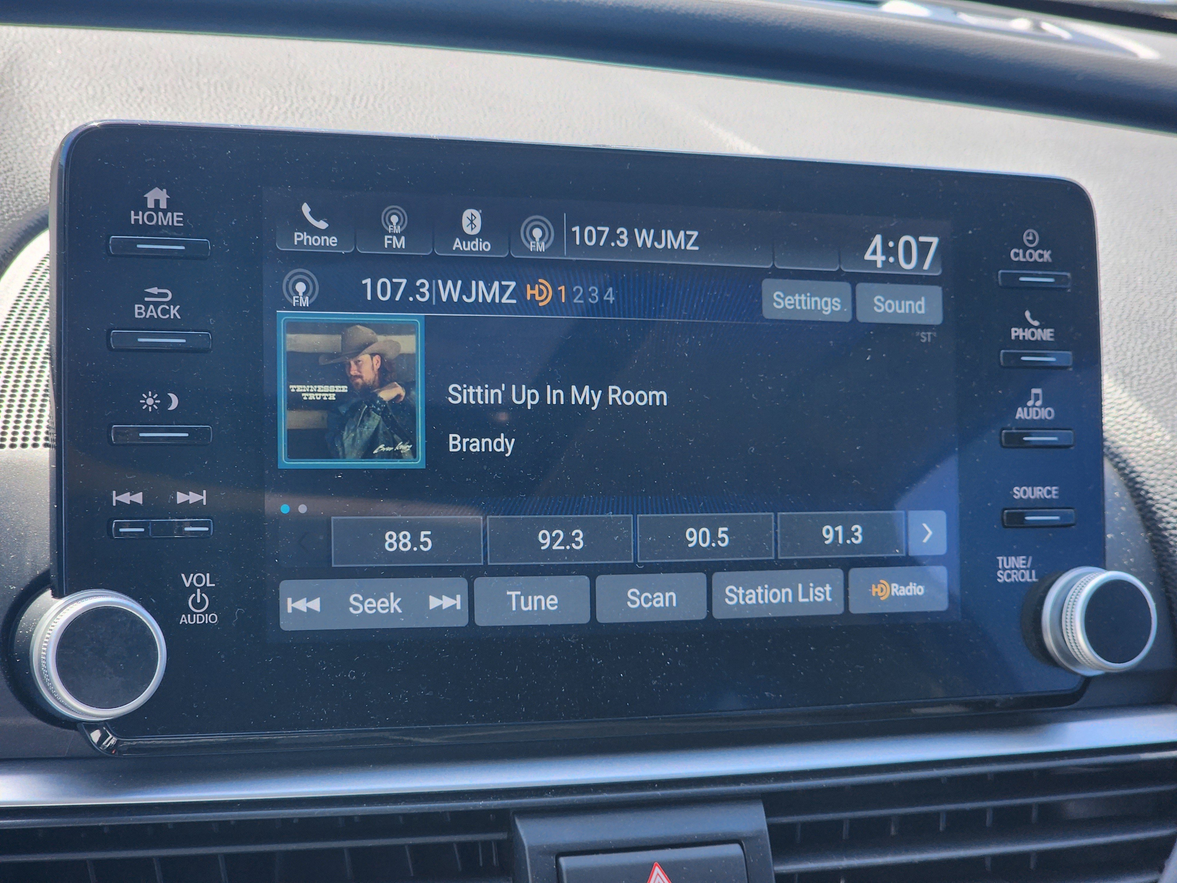 Certified 2019 Honda Accord EX image 18