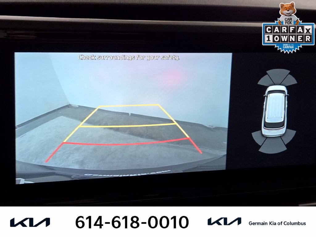 Used 2022 Kia Carnival EX FWD image 32