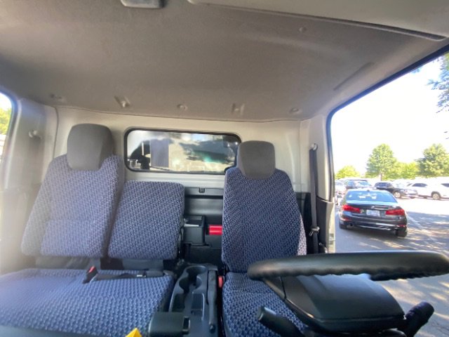 Used 2024 Isuzu NPR image 23