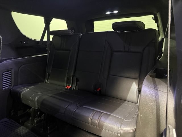Used 2021 Chevrolet Suburban RST w/ Luxury Package AWD/4WD image 30