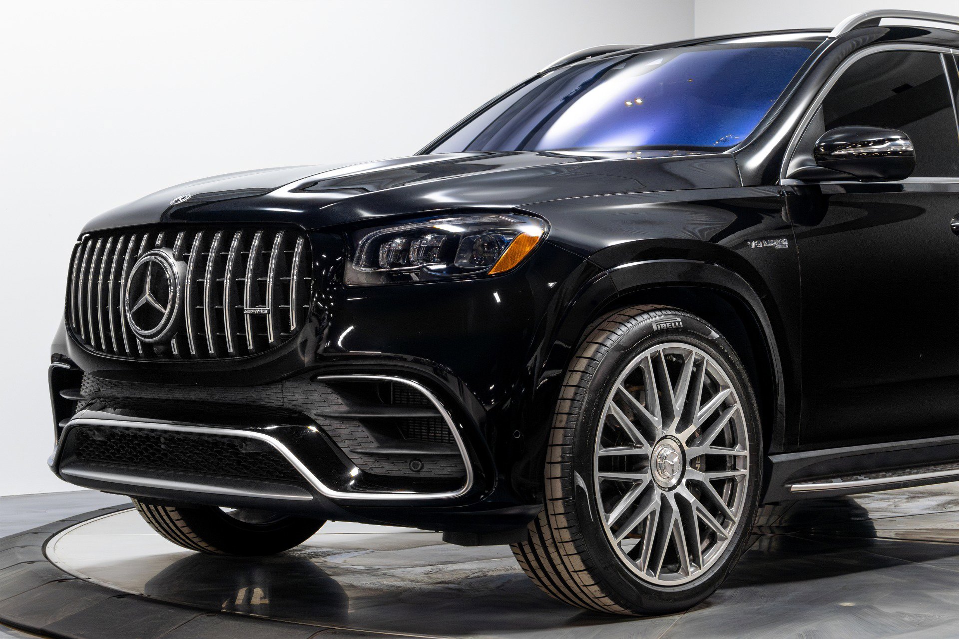 Used 2022 Mercedes-Benz GLS 63 AMG 4MATIC image 4