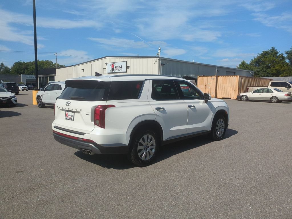 Used 2024 Hyundai Palisade SEL AWD/4WD image 5