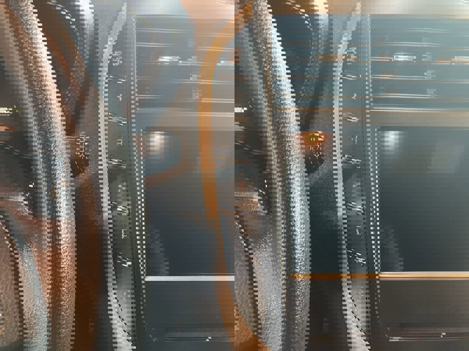 Used 2017 Lincoln MKC Premiere image 23