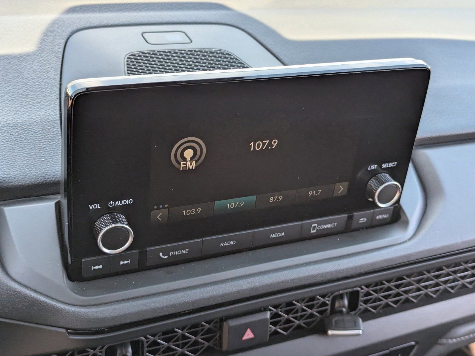 Used 2025 Honda Accord SE image 27