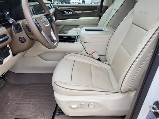 Used 2023 GMC Yukon XL Denali w/ Max Trailering Package AWD/4WD image 30