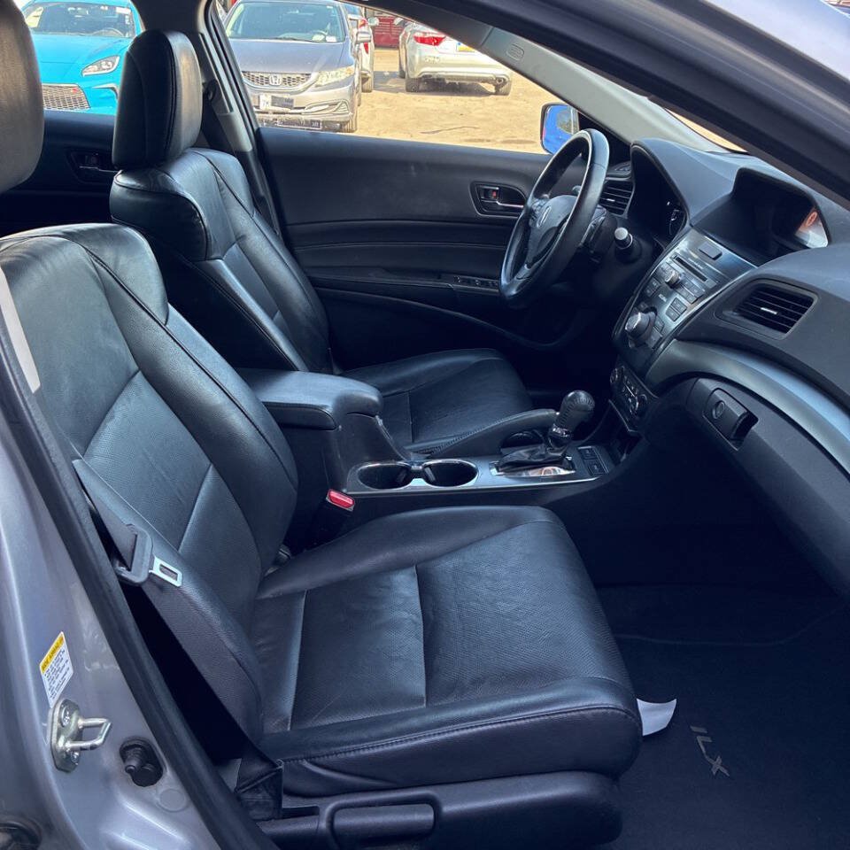 Used 2014 Acura ILX FWD image 19
