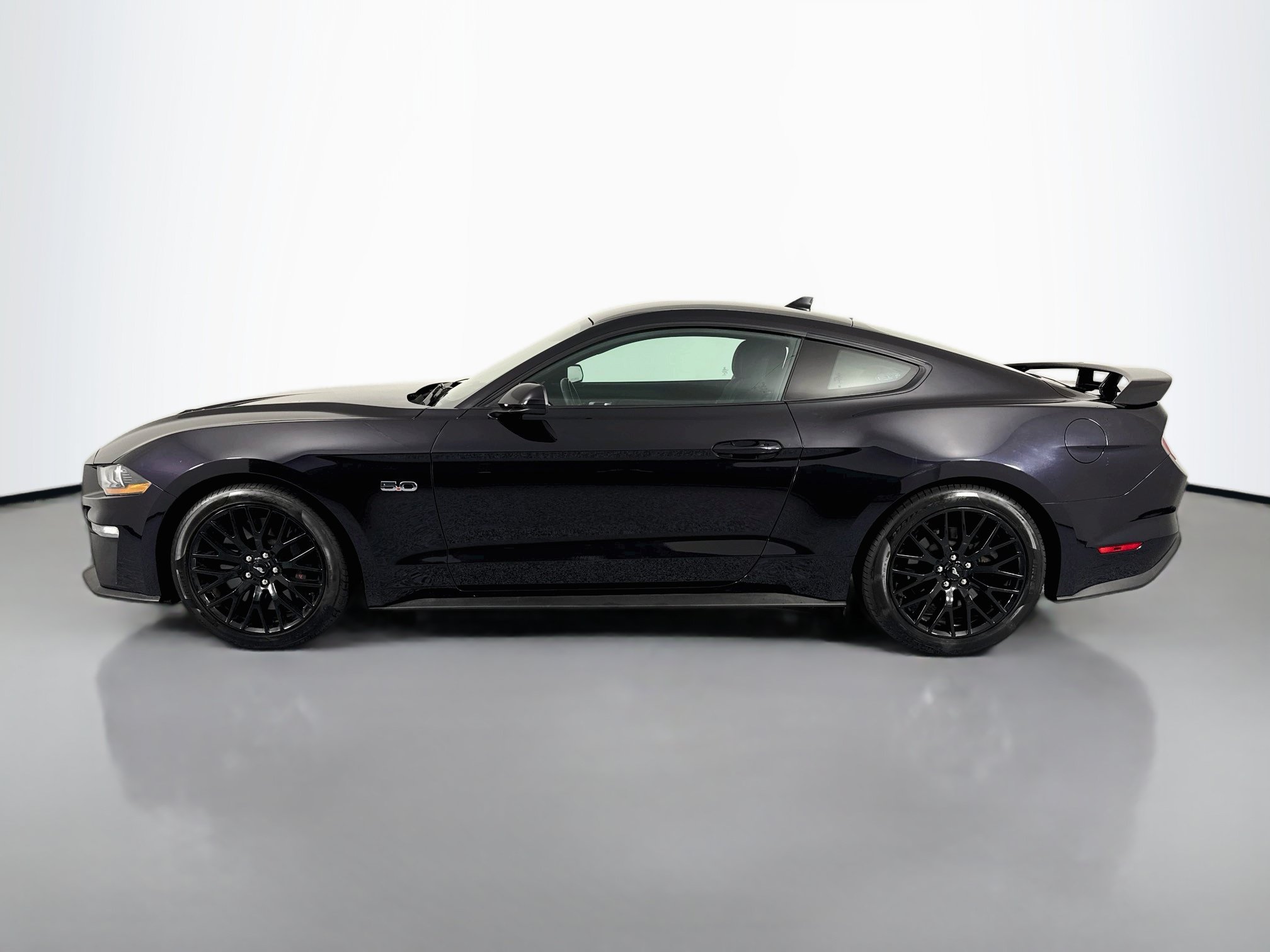 Used 2022 Ford Mustang GT w/ GT Performance Package RWD image 8