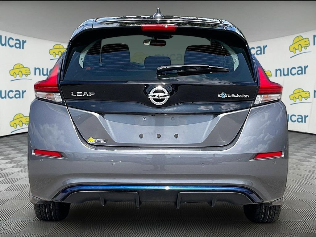 Used 2022 Nissan Leaf S FWD image 5