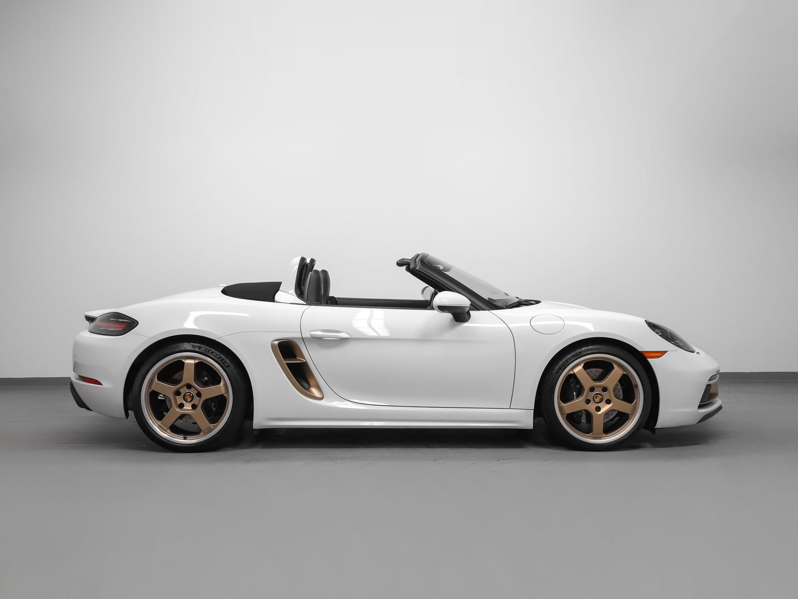 Certified 2022 Porsche 718 Boxster RWD image 15