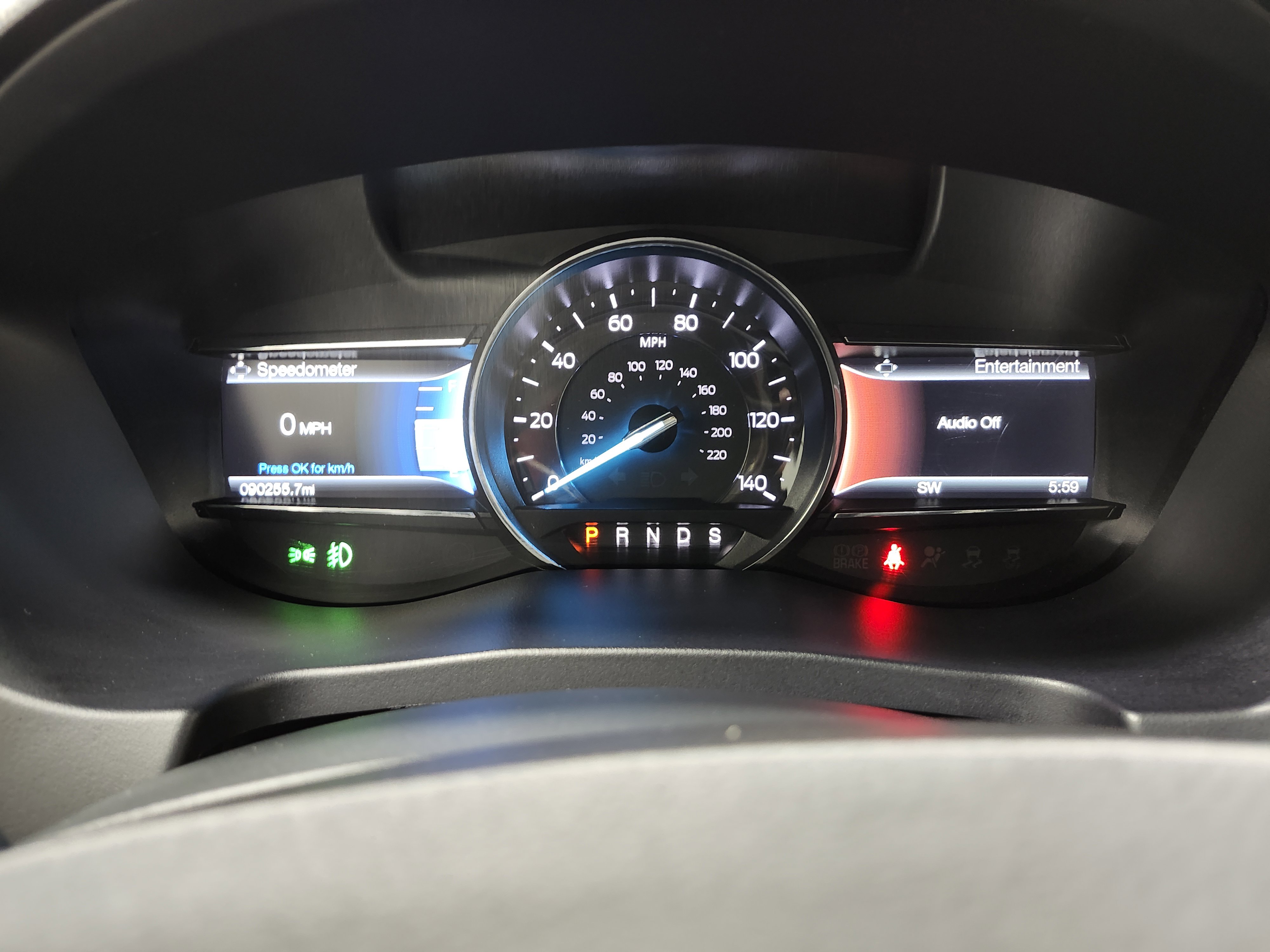 Used 2017 Ford Explorer XLT w/ Equipment Group 202A FWD image 27