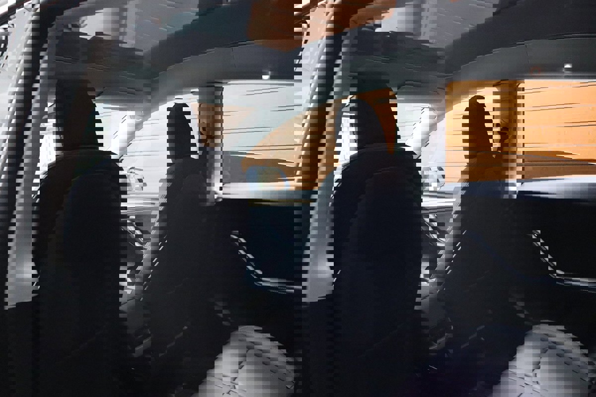 Used 2022 Tesla Model Y Performance image 32