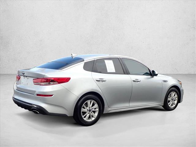 Used 2019 Kia Optima LX FWD image 4