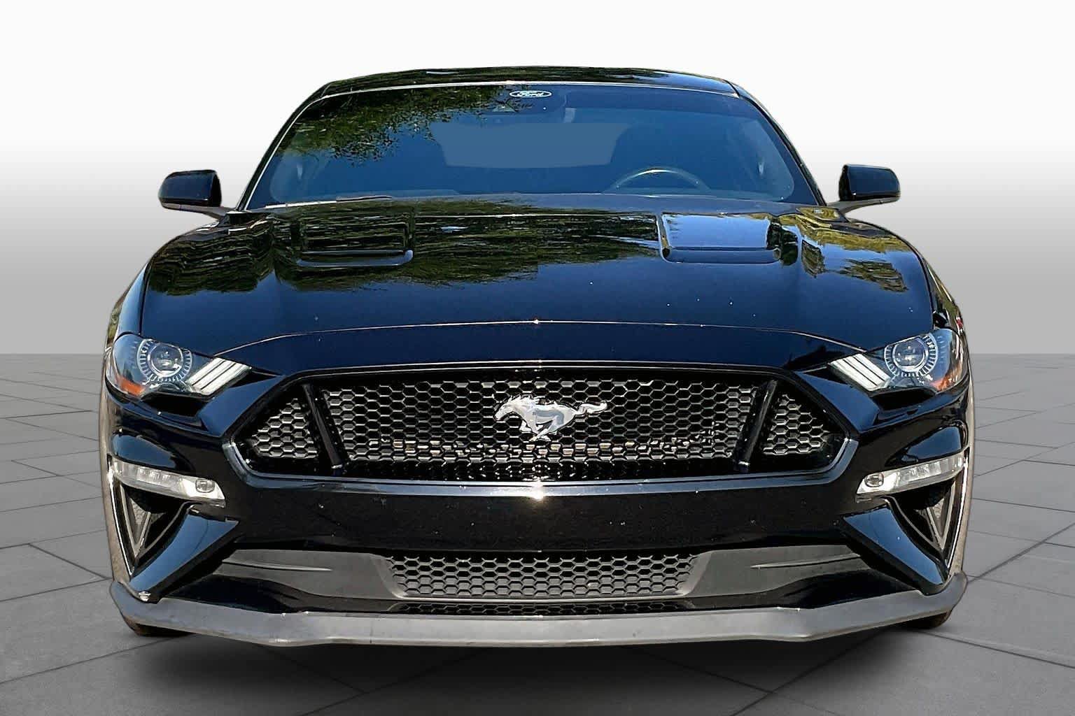 Used 2022 Ford Mustang GT w/ GT Performance Package RWD image 4