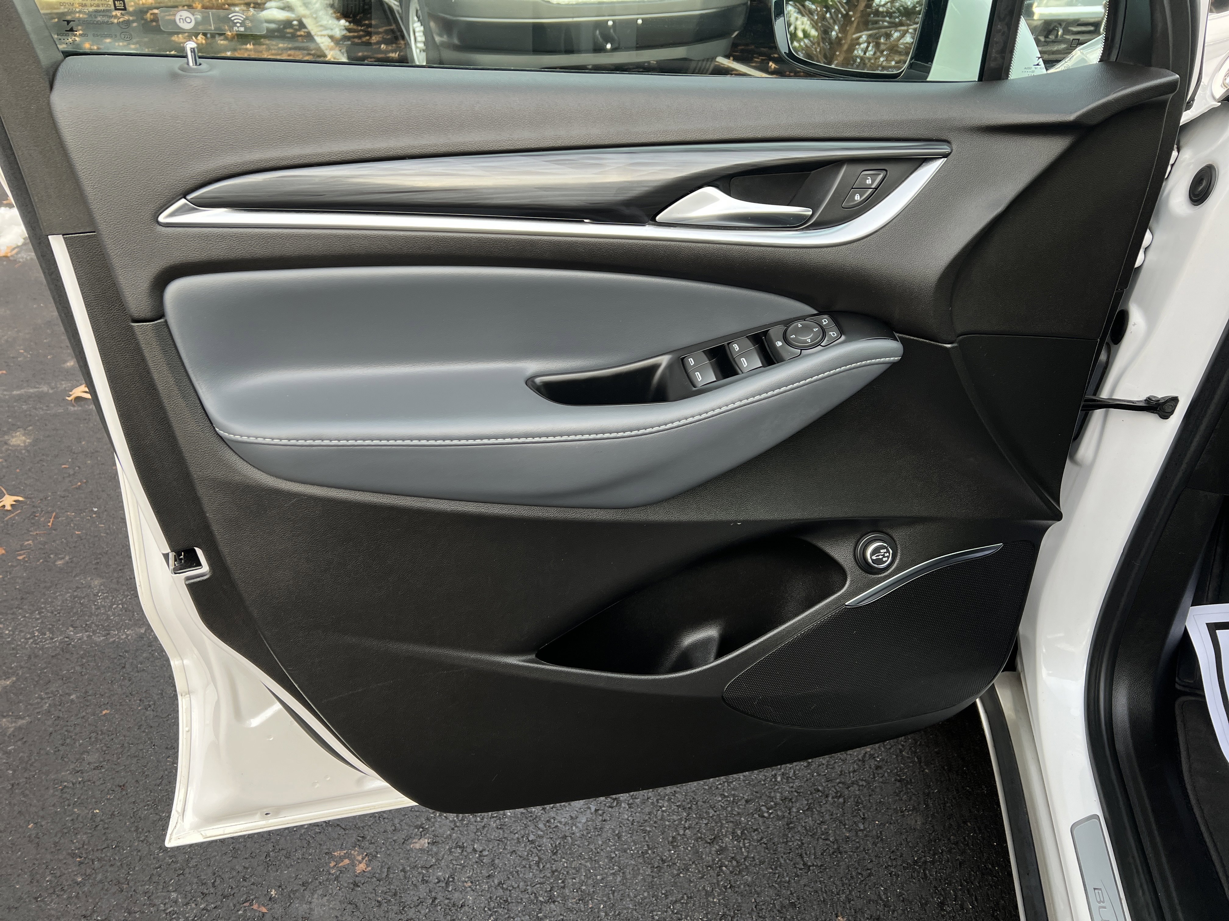 Certified 2023 Buick Enclave Essence w/ Experience Buick Package image 14