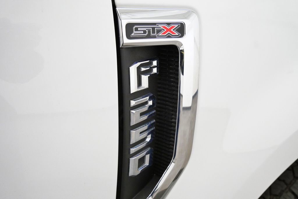 Used 2022 Ford F250 XL w/ STX Appearance Package image 10
