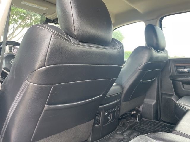 Used 2018 RAM 1500 Laramie w/ Convenience Group AWD/4WD image 8