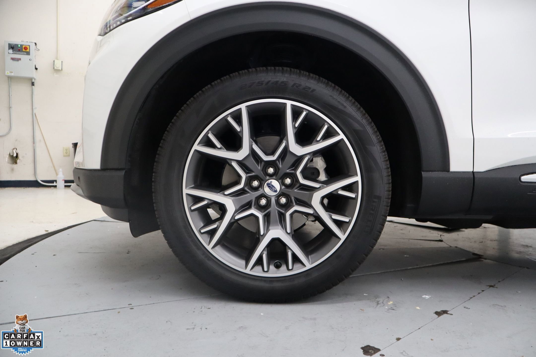 Used 2025 Ford Explorer Platinum w/ Ultimate Package image 12