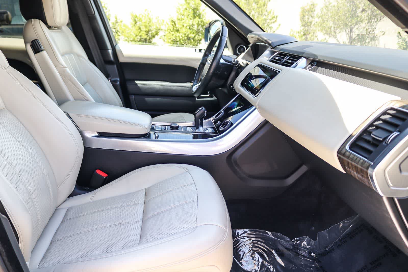 Used 2020 Land Rover Range Rover Sport HSE AWD/4WD image 16