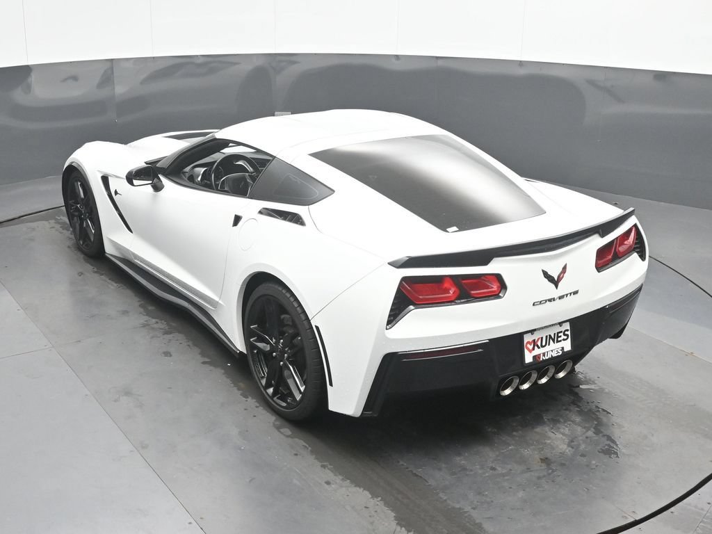 Used 2018 Chevrolet Corvette Stingray Coupe RWD image 39