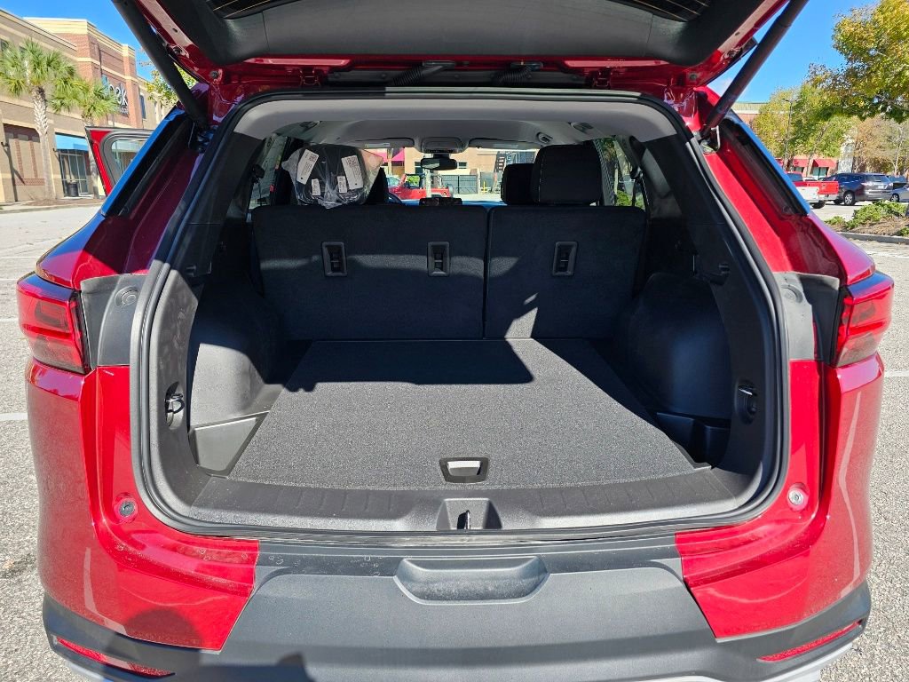 New 2025 Chevrolet Blazer LT w/ Convenience Package FWD image 22