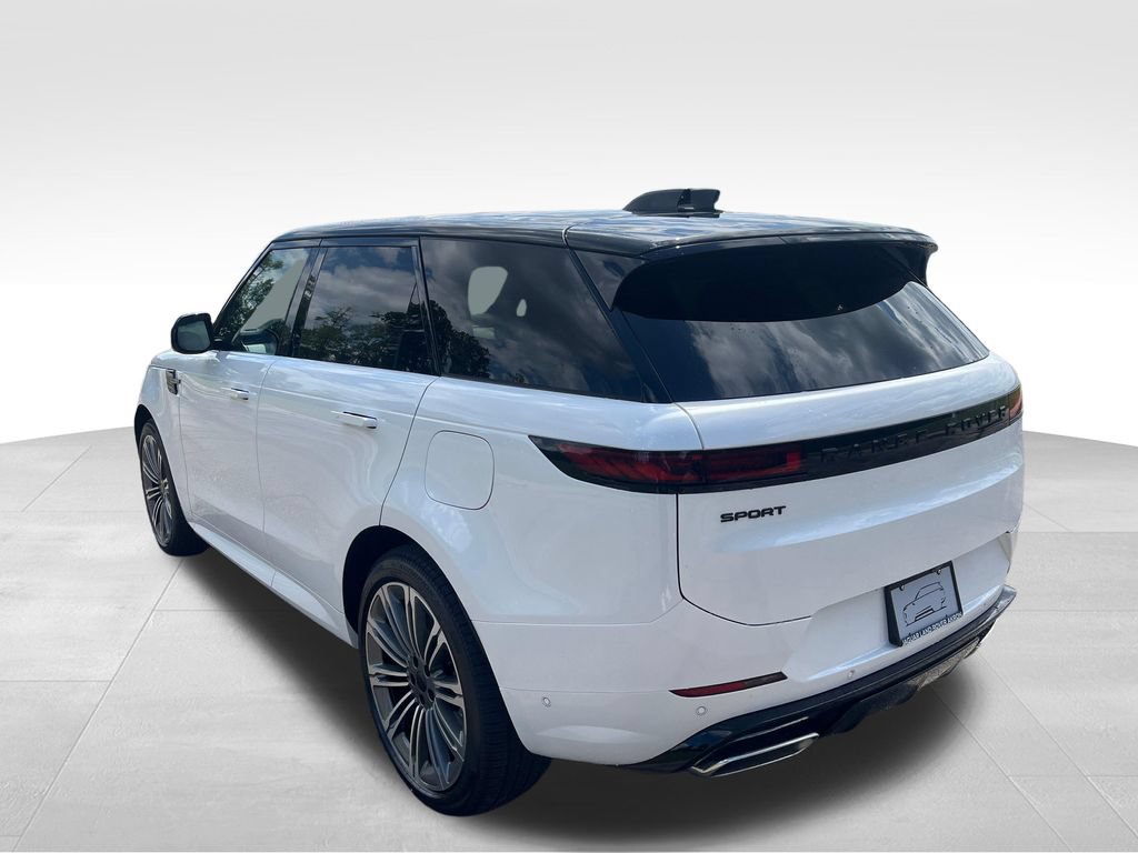 New 2026 Land Rover Range Rover Sport Dynamic SE AWD/4WD image 3
